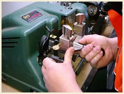 Worth IL Locksmith Store Worth, IL 708-653-5421 - 18-key-making